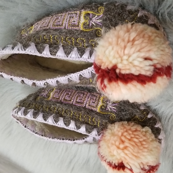 Authentic Greek slippers - Picture 4 of 4